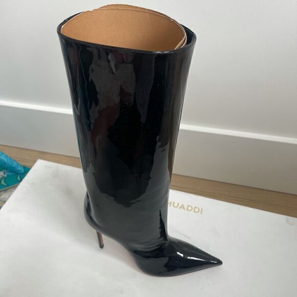 Amina Muaddi
Fiona Patent Leather Boots - Picture 9 of 13
